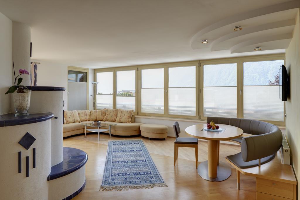Residence Ladurn Tirol Pokoj fotografie